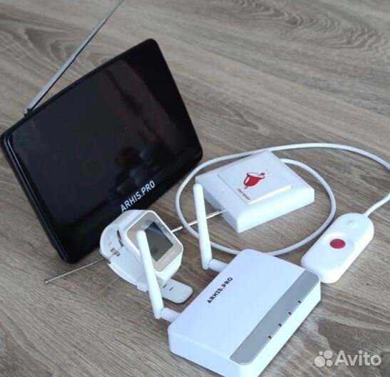 Кнопка вызова персонала для санузлов и туалетов