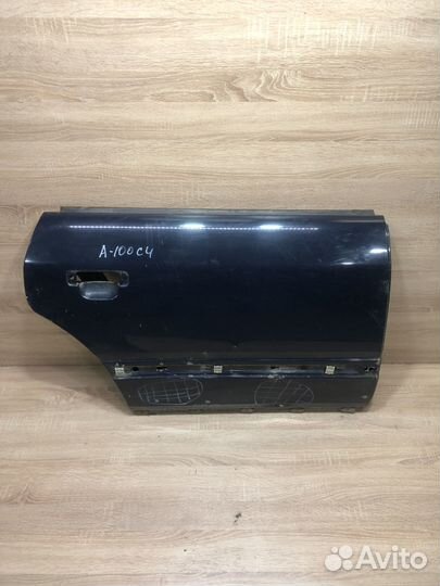 Дверь задняя правая Audi 100 C4 седан пенка