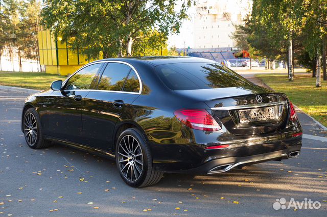 Аренда автомобиля Mercedes E220D с водителем