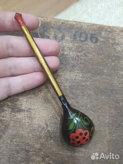 Деревянная ложка хохлома