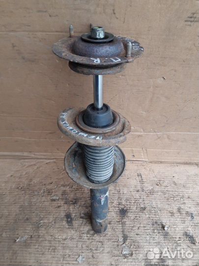 Амортизатор передний Пежо 405