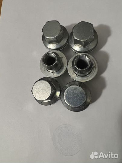 Колесные гайки Land Rover Farad (Италия)