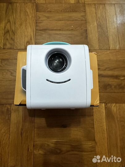 Мини проектор