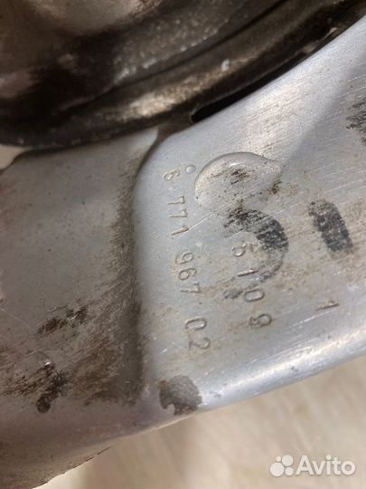 Кулак поворотный задний правый Bmw X5 (E-70) 2010