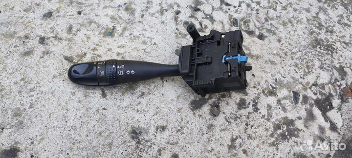 Подрулевой переключатель toyota