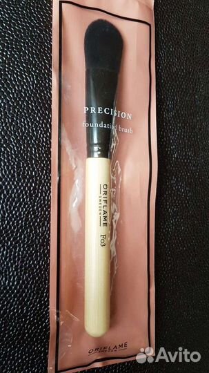 Кисть для тональной основы