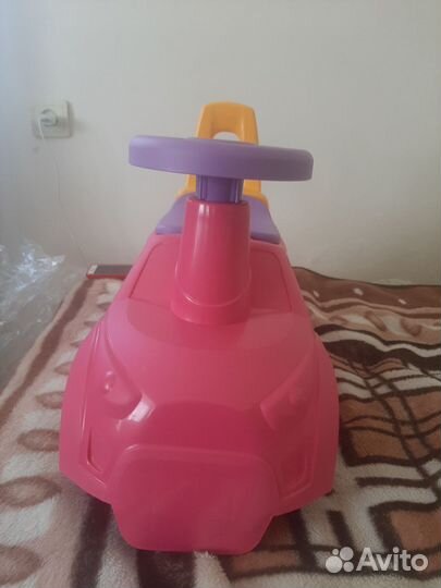 Машинка каталка толокар