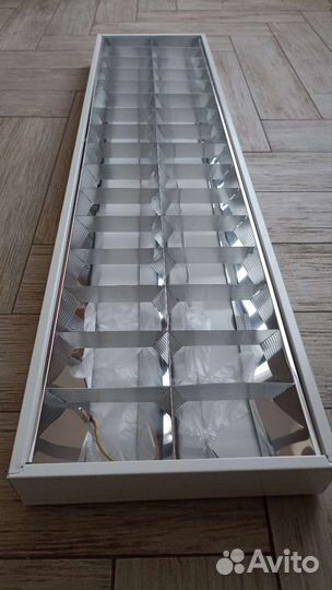 Светильник потолочный