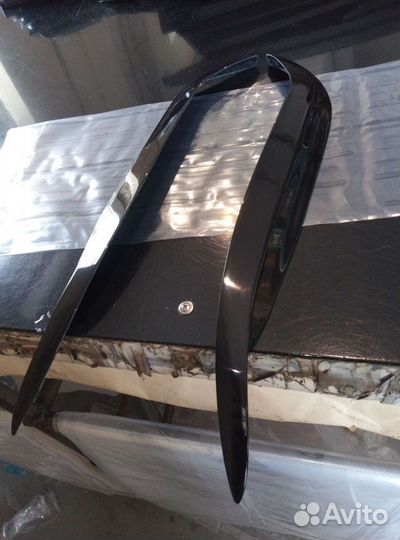 Реснички на фары Chevrolet Aveo T200 хэтчбек