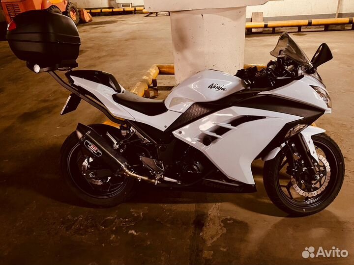 Kawasaki Ninja 300 R (2015 / малый пробег)