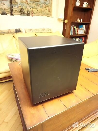 Сабвуфер. Rel q50