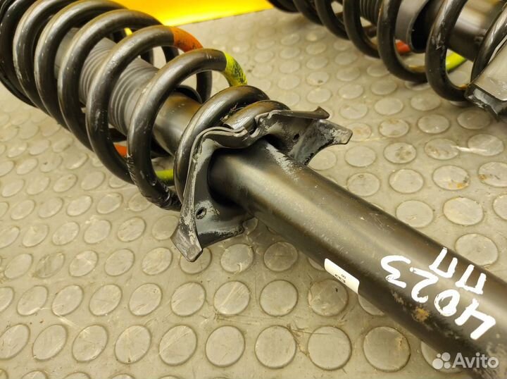 Амортизаторы комплект передние Honda Accord CU-2