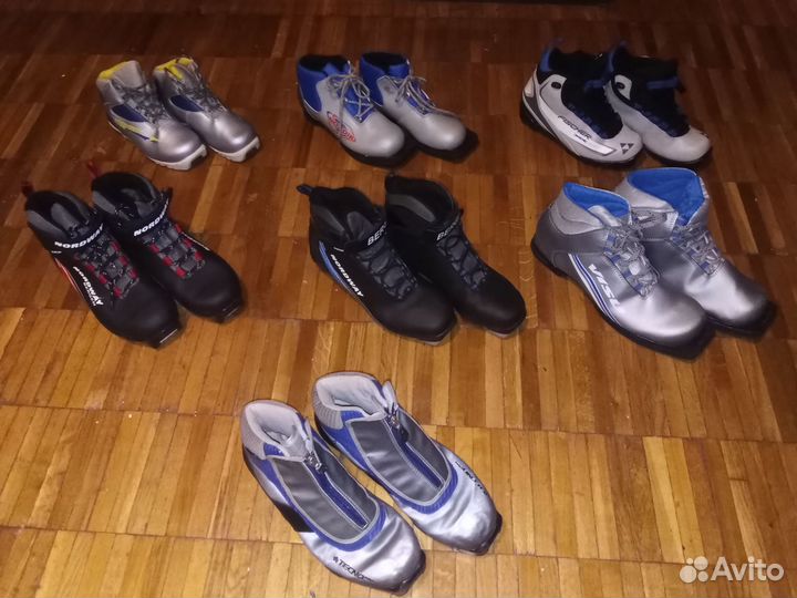 Лыжные ботинки в ассортименте