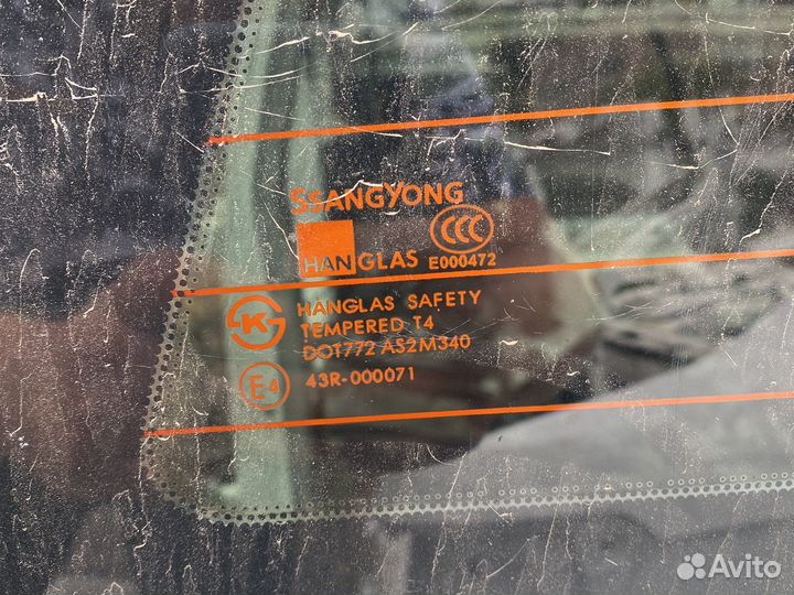 Стекло заднее Ssangyong Action Sports 2