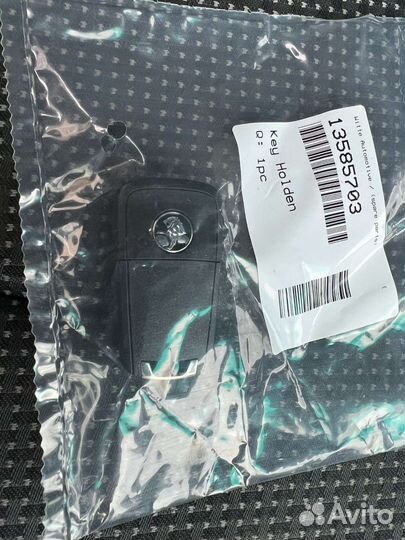 Ключ / Интеллектуальный пульт Holden VF Commodore