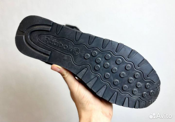 Кроссовки Reebok универсальные