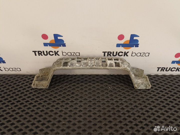 1835743 Ручка капота средняя Daf XF106