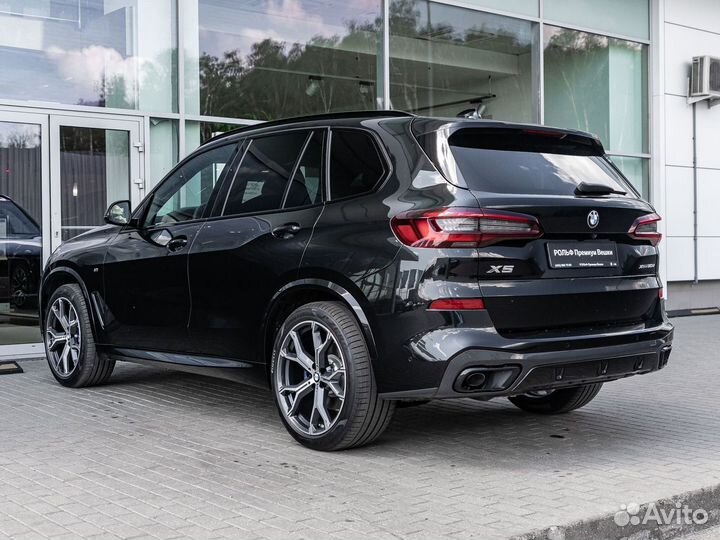 BMW X5 3.0 AT, 2022