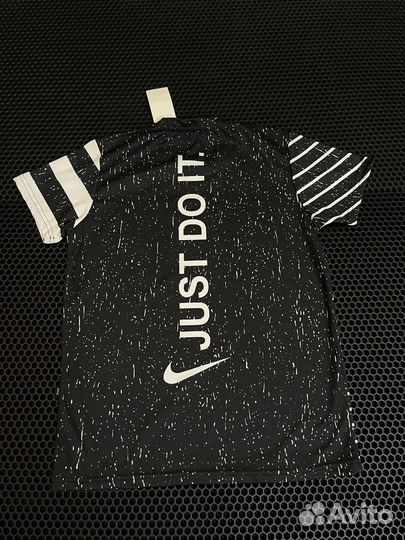 Футболка Nike мужская