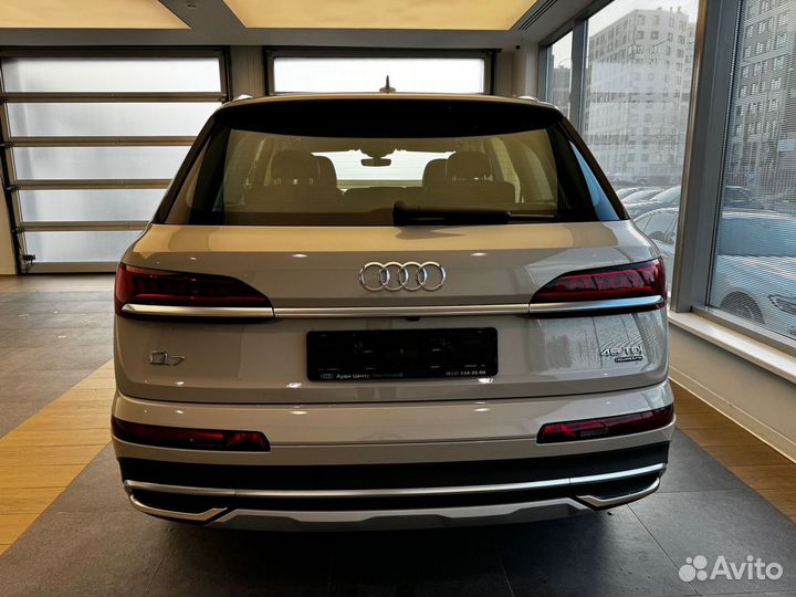 Audi Q7 3.0 AT, 2022