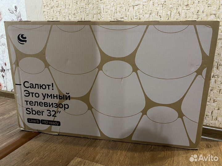 Новый безрамочный телевизор Sber 32