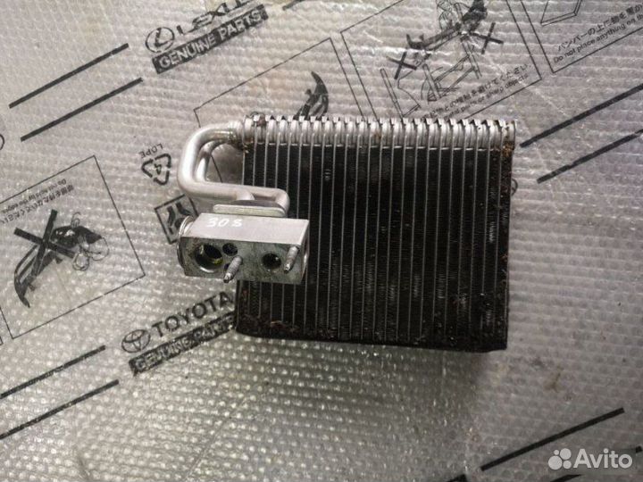 Радиатор кондиционера Peugeot 308