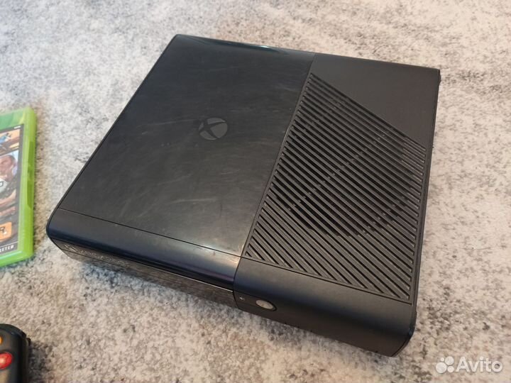 Xbox 360 E 500Gb+GTA 5