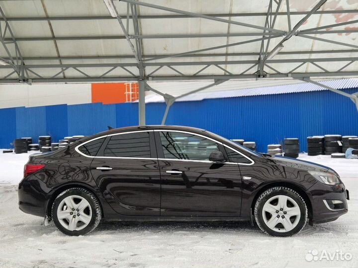 Opel Astra 1.6 AT, 2013, 165 500 км