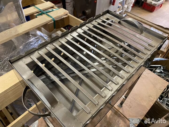 Мангалы, коптильни