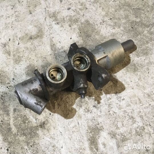 Главный тормозной цилиндр бмв е34