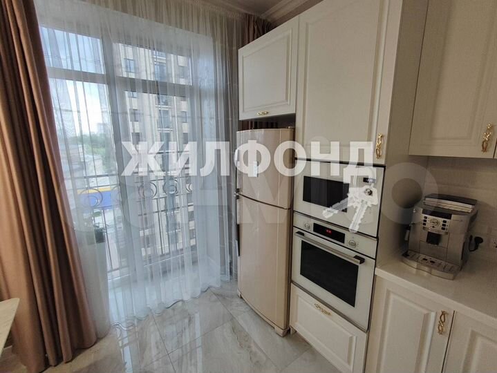 4-к. квартира, 100,7 м², 8/9 эт.