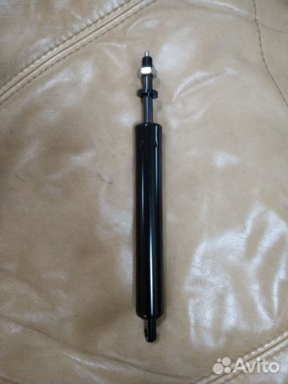 Цилиндр опускания руля 11715247 Volvo BL