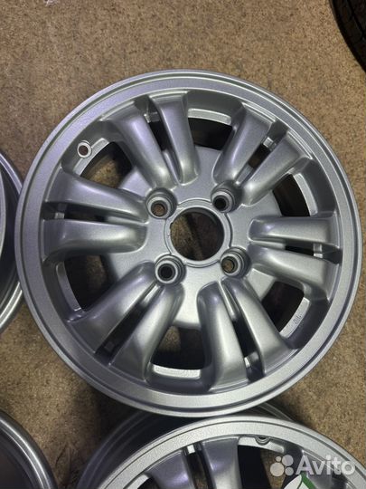 Литые диски 4*114.3 р15 Honda оригинал в идеале
