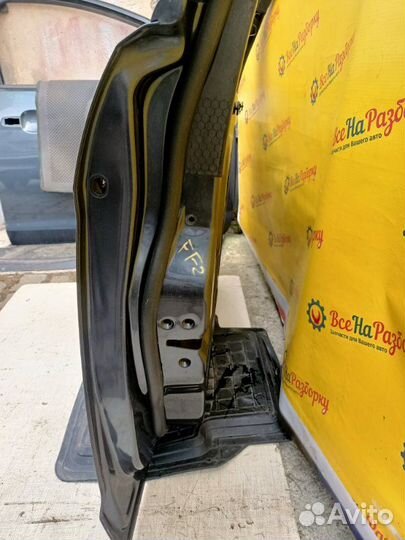 Дверь боковая передняя левая Ford Focus 1.6 shda