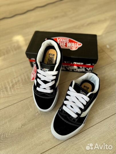 Vans knu skool