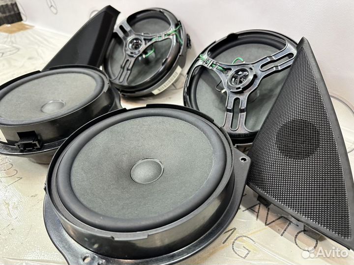 Динамики на Mercedes W204