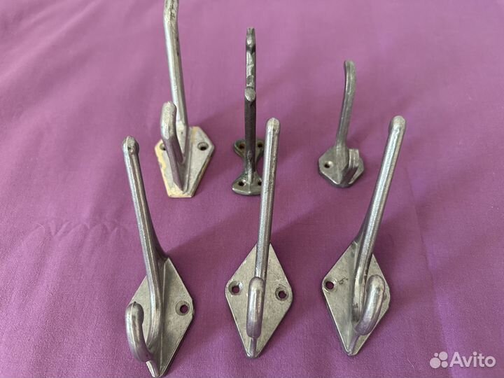 Крючки винтаж для одежды