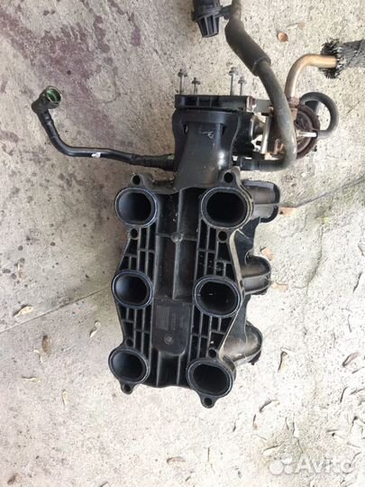 Ford Mustang 5 4.0 впускной коллектор