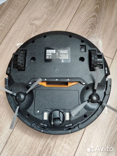 Робот пылесос