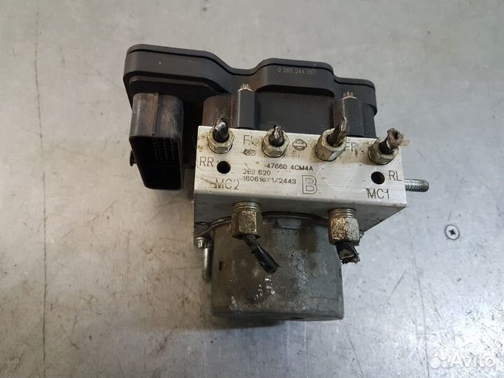 Блок ABS Nissan X-Trail T32 476604CM4A