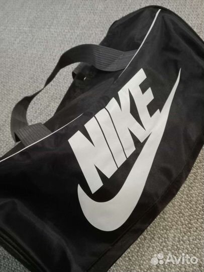 Спортивная сумка nike