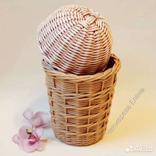 Шкатулка плетеная