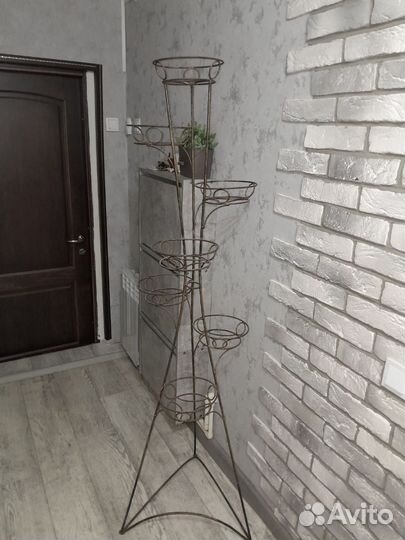 Подставка для цветов напольная