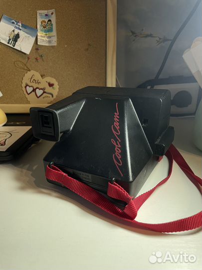 Плёночный фотоаппарат polaroid