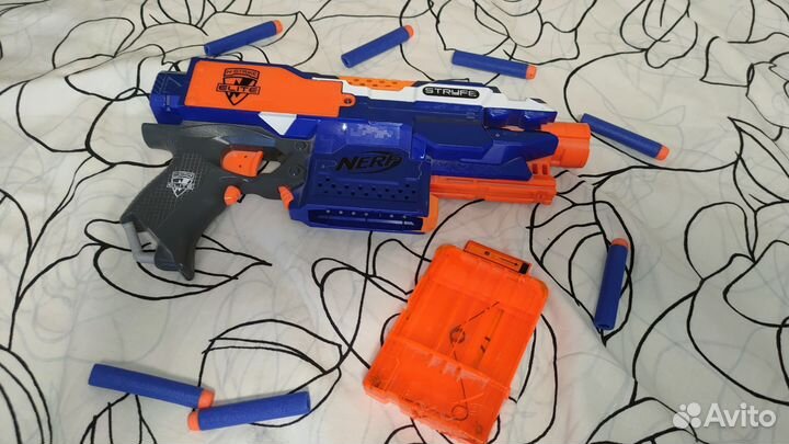 Бластер nerf elite stryfe с патронами