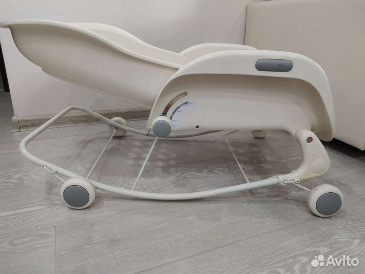 Шезлонг детский