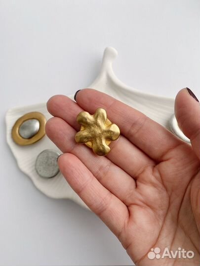 Стильные накладки на пуговицы