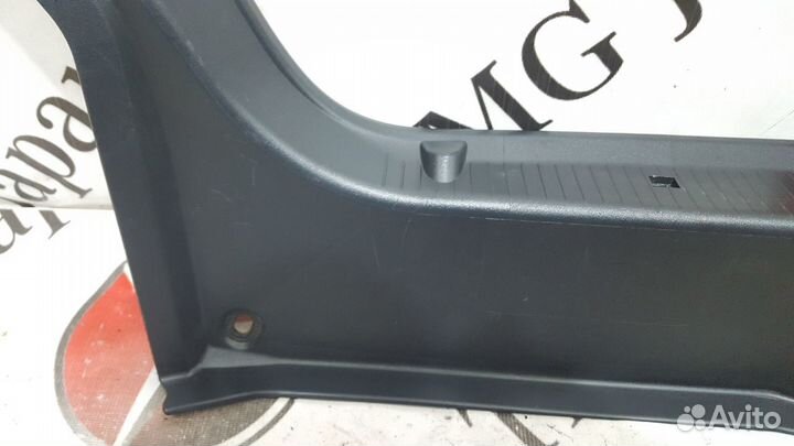 Накладка багажника (грузовой борт) Mercedes W220