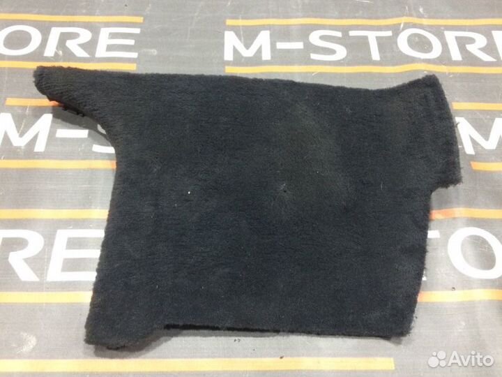 Обшивка стойки передняя правая Mercedes-Benz