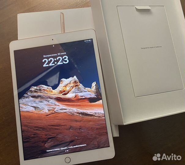 Планшет Apple iPad 8 2020